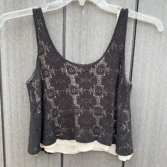 Final‎ Touch Cropped Tank Top - Picture 4 of 8